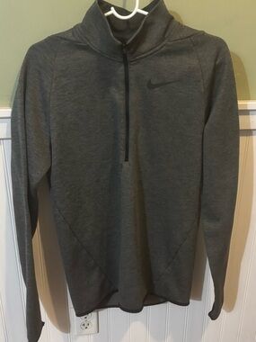 Nike Men's Dark Gray 1/4 Zip Pullover Jacket